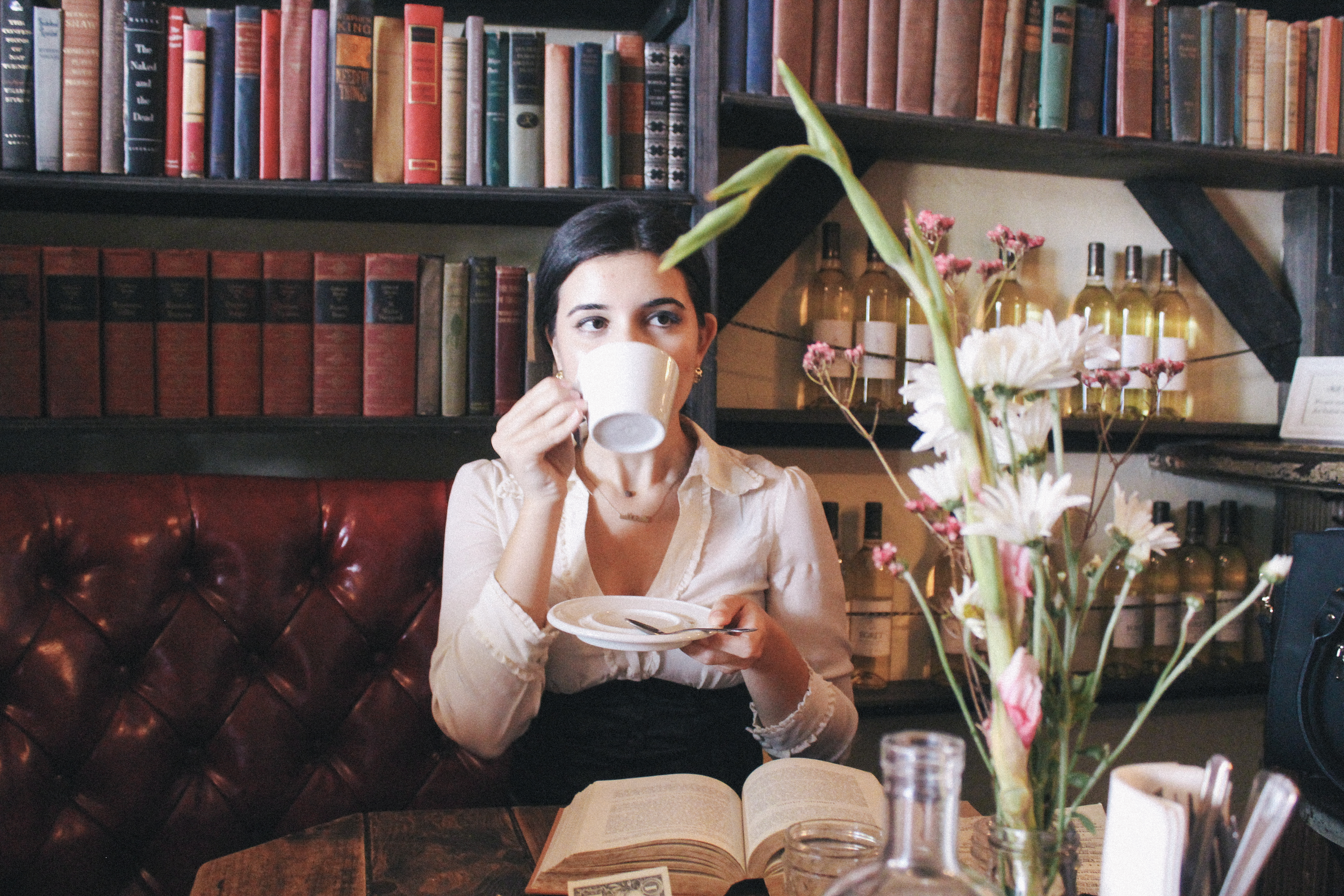 Milk and Roses, Brooklyn, lookbook, corset, blouse, slides, mules, Kate Spade, fashion blogger, style, fashion, high fashion, every day look, outfit of the day, ootd, Levis, books, coffee, tea, coffee shop, New York