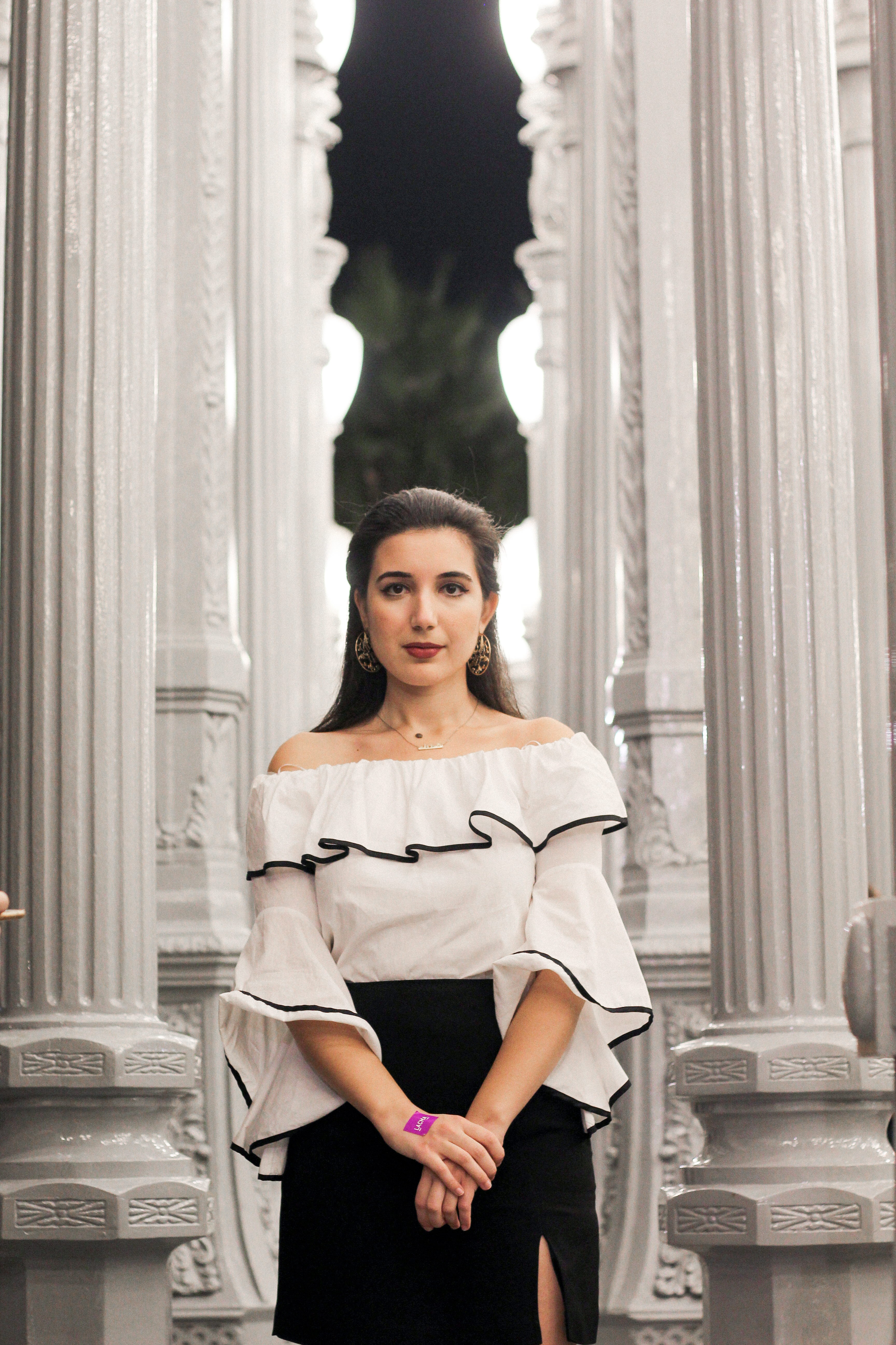 LA, Los Angeles, LACMA, Los Angeles County Museum of Art, lookbook, fashion blogger, ootd, ootn, lotd, belle sleeves, off the shoulder, black skirt, gold hoop earrings, Zara, Juicy Couture, LA street style, street style, influencer, fashion, style, fall fashion, fall style, photoshoot