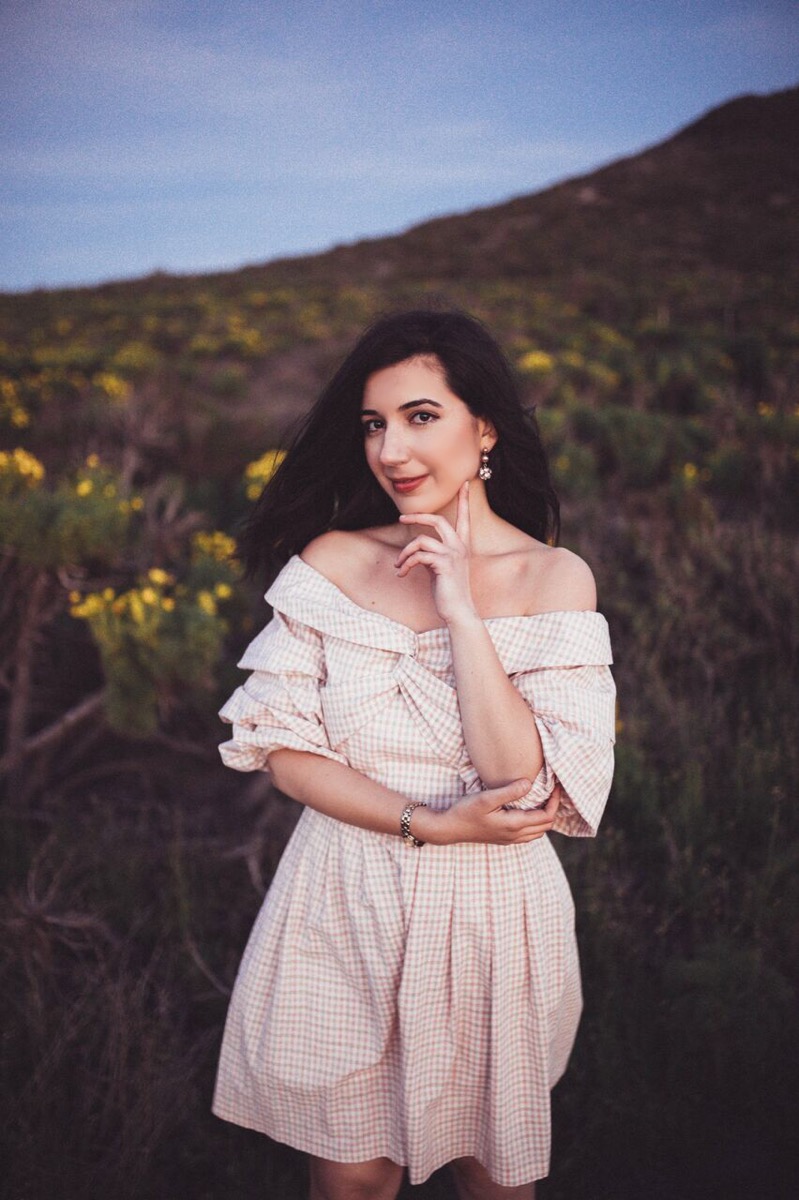 Chriselle x J.O.A collection, vintage, vintage fashion, retro fashion, off-the-shoulder dress, gingham, pink, lookbook, fashion blogger, Malibu, California, photography, golden hour, retro, typewriter, journalist