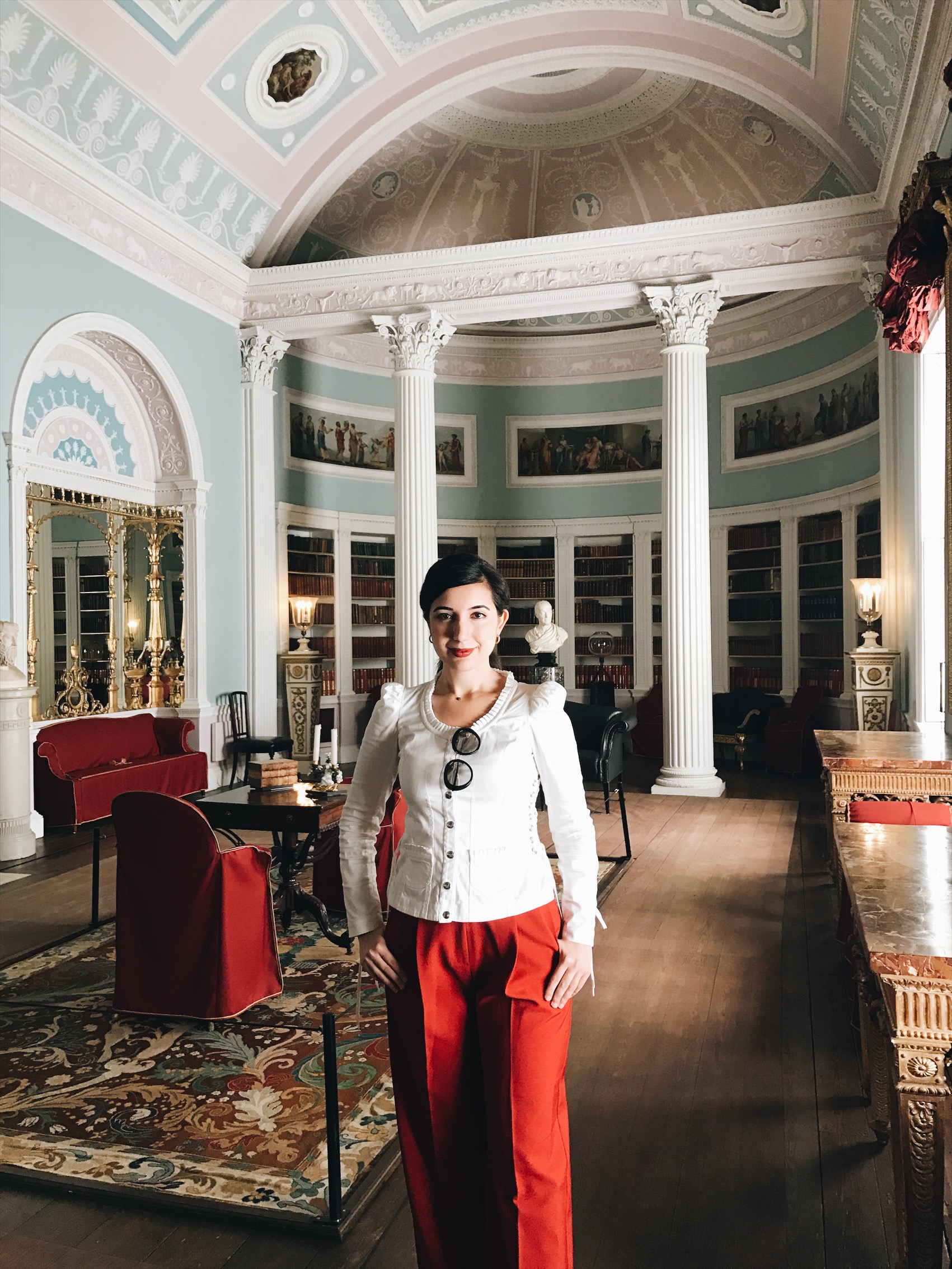 red trousers, MANGO, Betsey Johnson, Zara, red lips, high waist pants, lookbook, fashion blogger, white corset top, Kenwood House, Georgian, eighteenth century, ootd, outfit of the day, look of the day, London, UK, United Kingdom, library, travel blogger, wanderlust, London lookbook, London fashion, London blogger