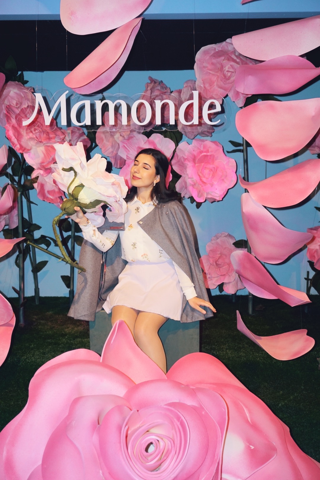 Beautycon Pop, Los Angeles, LA, Beautycon, lookbook, Fashion blogger, lookbook, fashion, Los Angeles fashion, Los Angeles style, LA fashion, LA style, ootd, outfit of the day, vintage fashion, retro fashion, 1950 fashion, girly, Marvelous Mrs. Maisel, Ted Baker, Kate Spade, loafers, pink loafers, skirt, pop up, beauty, cosmetics, Limecrime, Mamonde, Laneige, fashion blogger,