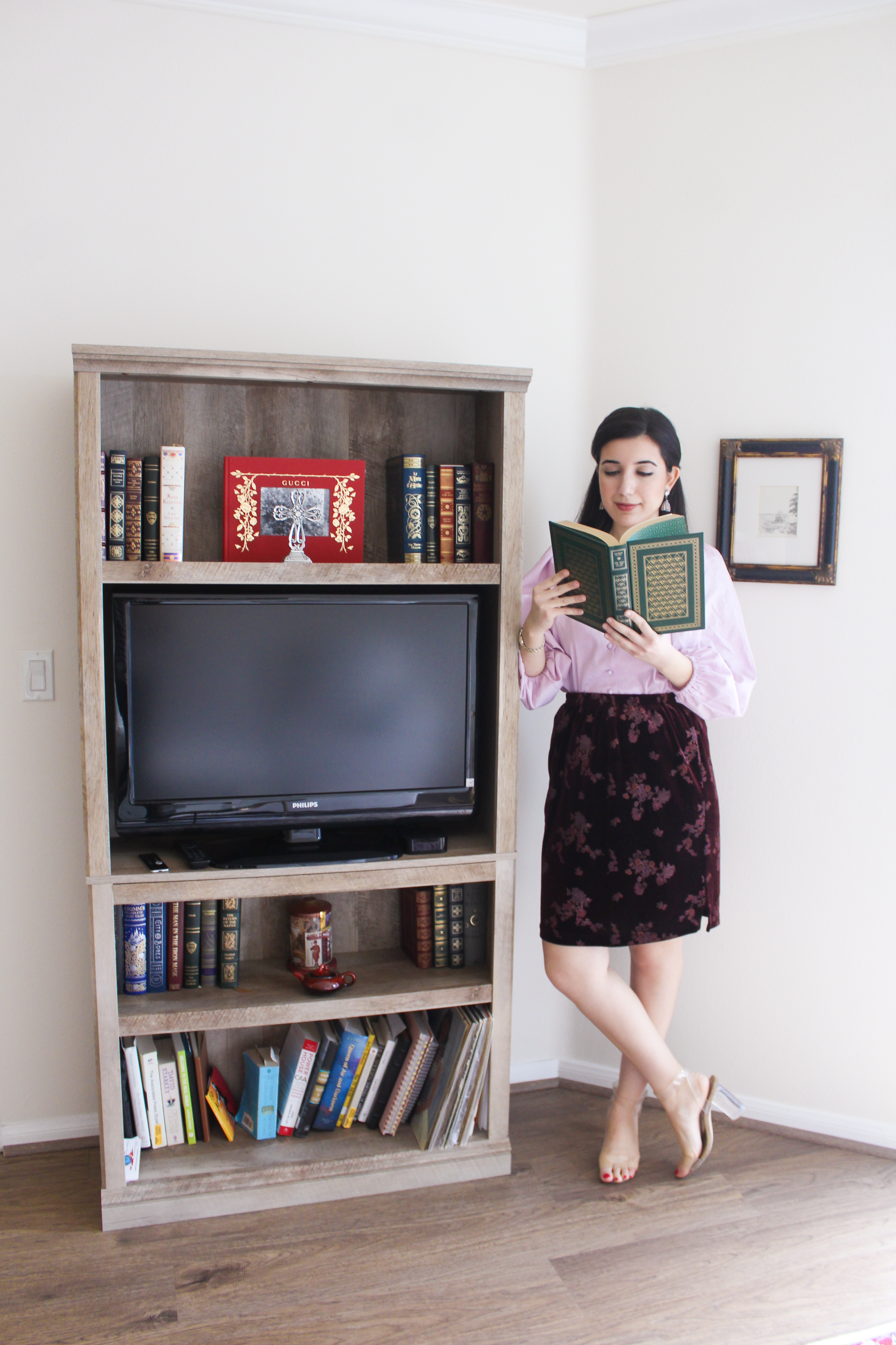 interior design, design inspiration, design ideas, design lovers. design your life, design inspo, design of the day, design blogger, design blog, interior design, interiors, interior decor, interior architecture, interior inspo, 19th century design, vintage decor, antique design, 18th century design, French rococo, Victorian, persian rug, eclectic interior design, Los Angeles apartment decor, decor ideas, decoration goals, home decor, home design, small home, apartment therapy, apartment life