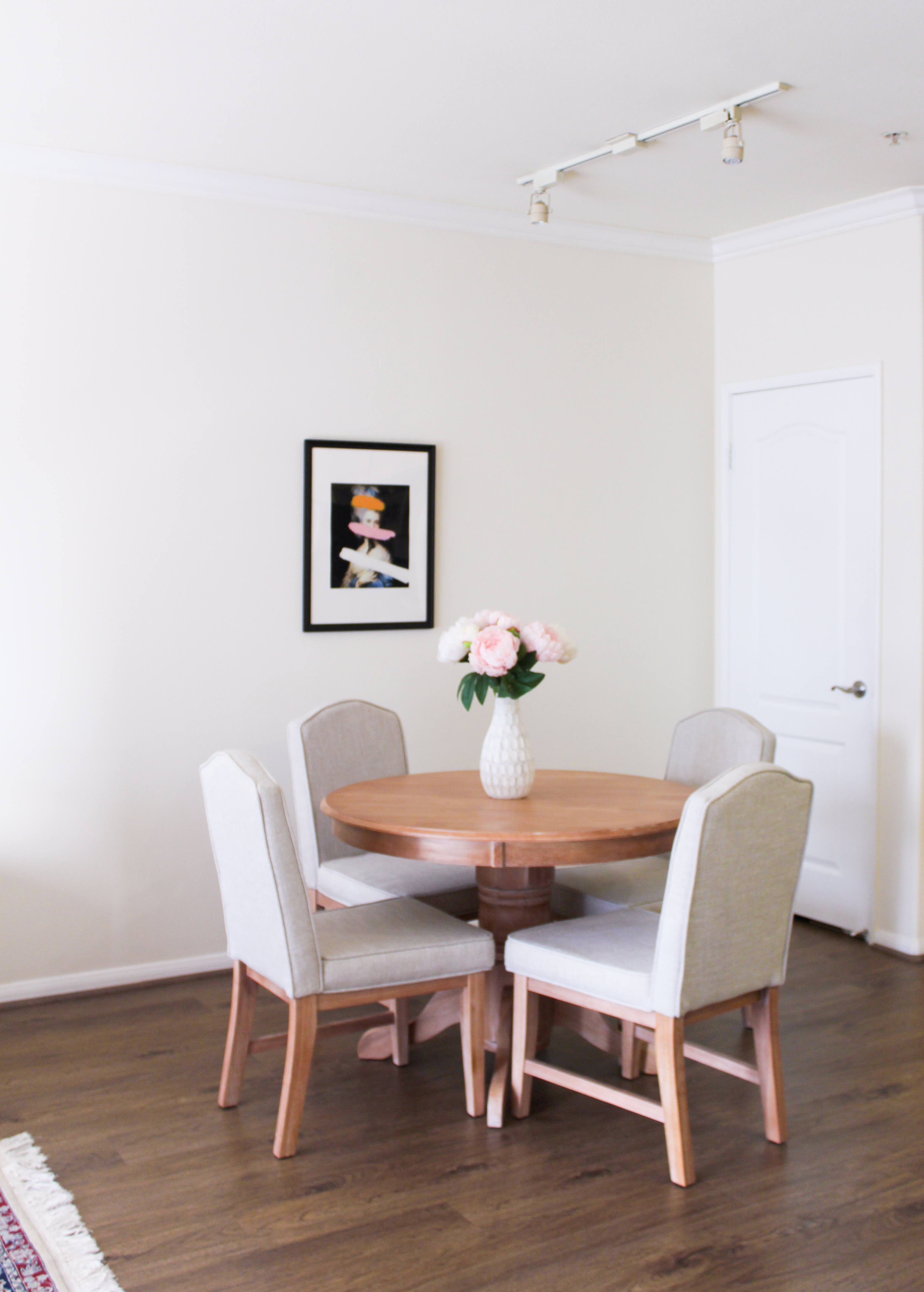 interior design, design inspiration, design ideas, design lovers. design your life, design inspo, design of the day, design blogger, design blog, interior design, interiors, interior decor, interior architecture, interior inspo, 19th century design, vintage decor, antique design, 18th century design, French rococo, Victorian, persian rug, eclectic interior design, Los Angeles apartment decor, decor ideas, decoration goals, home decor, home design, small home, apartment therapy, apartment life