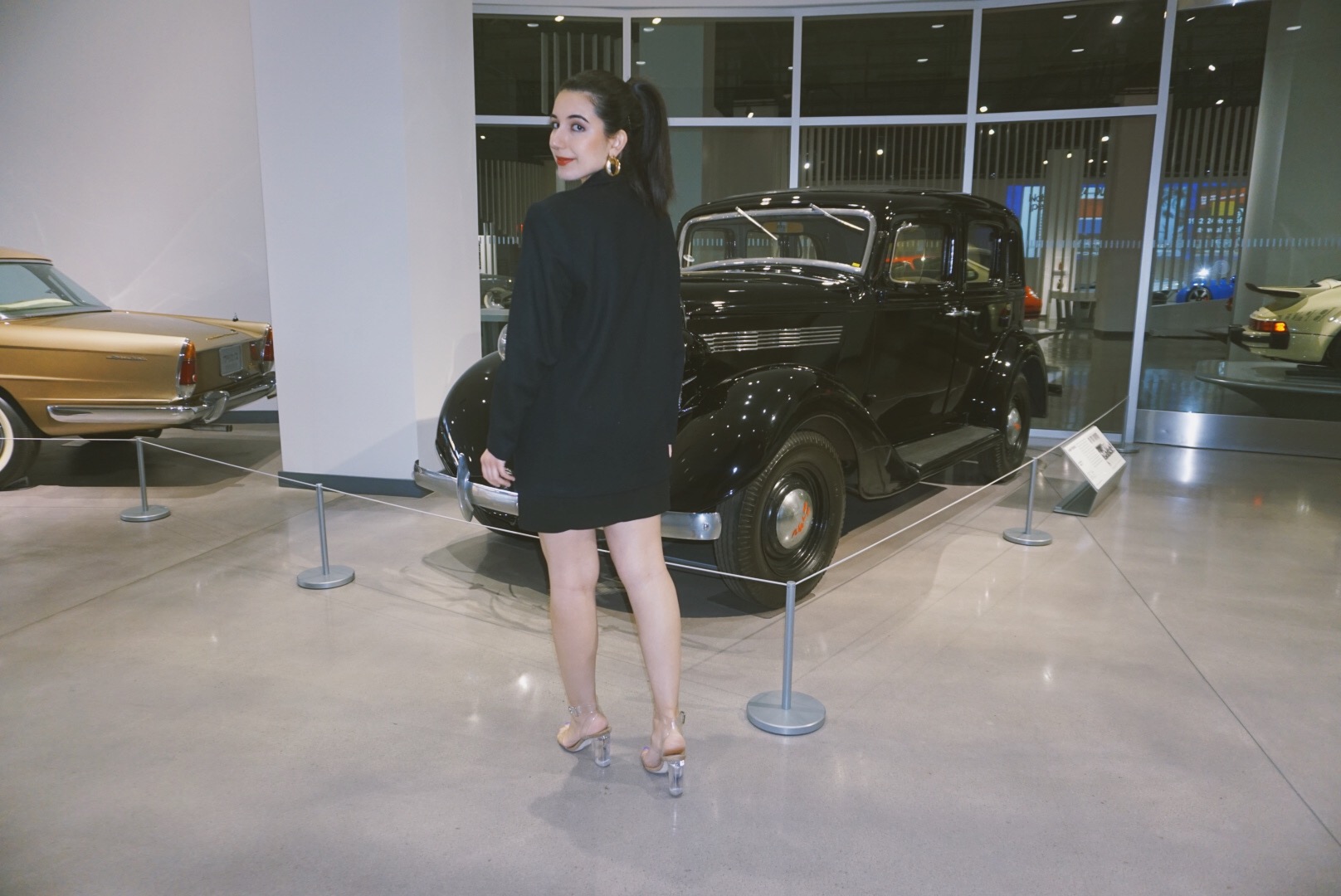 lookbook, fashion blogger, fashion, style, style blogger, travel, travel blogger, outfit of the day, ootd, look of the day, red lipstick, ankle boots, Steve Madden ankle boots, black trousers, winter style, winter fashion, Los Angeles fashion, LAFW, LA Fashion Week, fashion week, Walter Collection, Naeem Khan, Old Hollywood, Hollywood stars, red carpet, couture, gowns, floral gowns