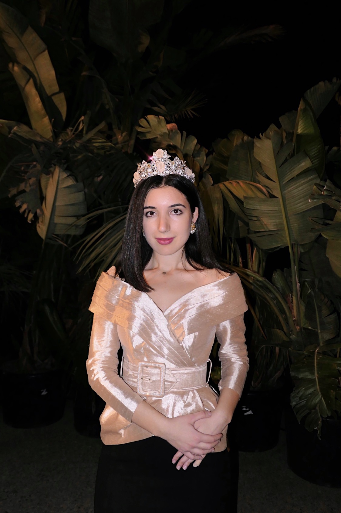 Swarovski, Swarovski archives, Swarovski crystals, fashion party, outfit of the night, fashion blogger, LA blogger, event, entertainment event, about last night, off the shoulder top, vintage top, retro fashion, accessories, royal fashion, lookbook, ootn, black skirt, vintage jewelry, gold jewelry, fashion advice, dress code, cocktail party outfit, fall fashion