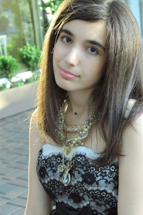 layered jewelry, lace dress, new year, new decade, 10 year challenge, fashion, personal style, fashion blogger, self reflection, self growth, what I wore, wardrobe choices