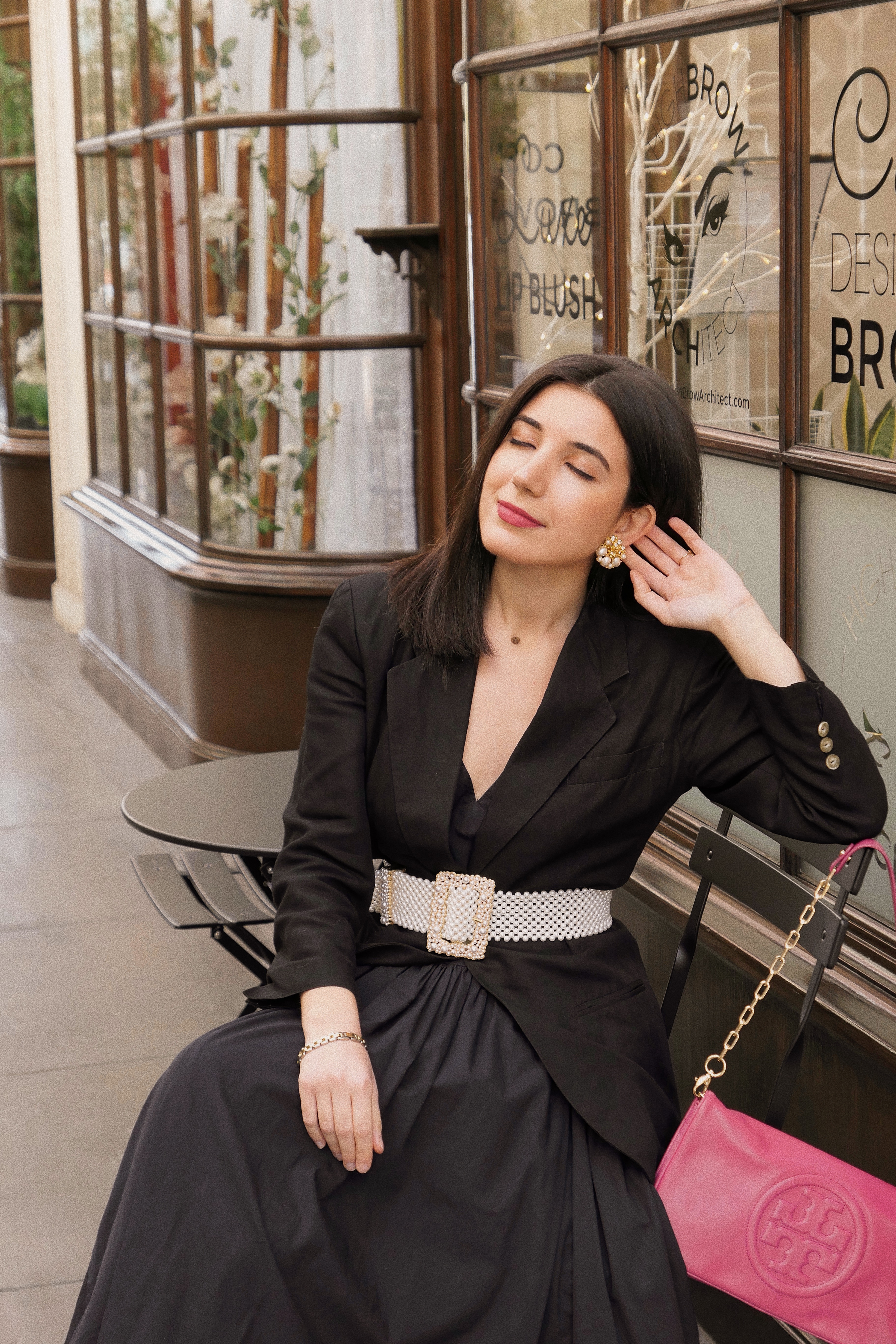 Burlington Arcade, Pasadena, lifestyle blogger, SoCal, Southern California, LA blogger, LA city guide, city guide, fashion blogger, ootd, black dress, black blazer, pearls, Zara, vintage, vintage fashion, vsco fashion, vsco, lookbook, lotd, what I wore