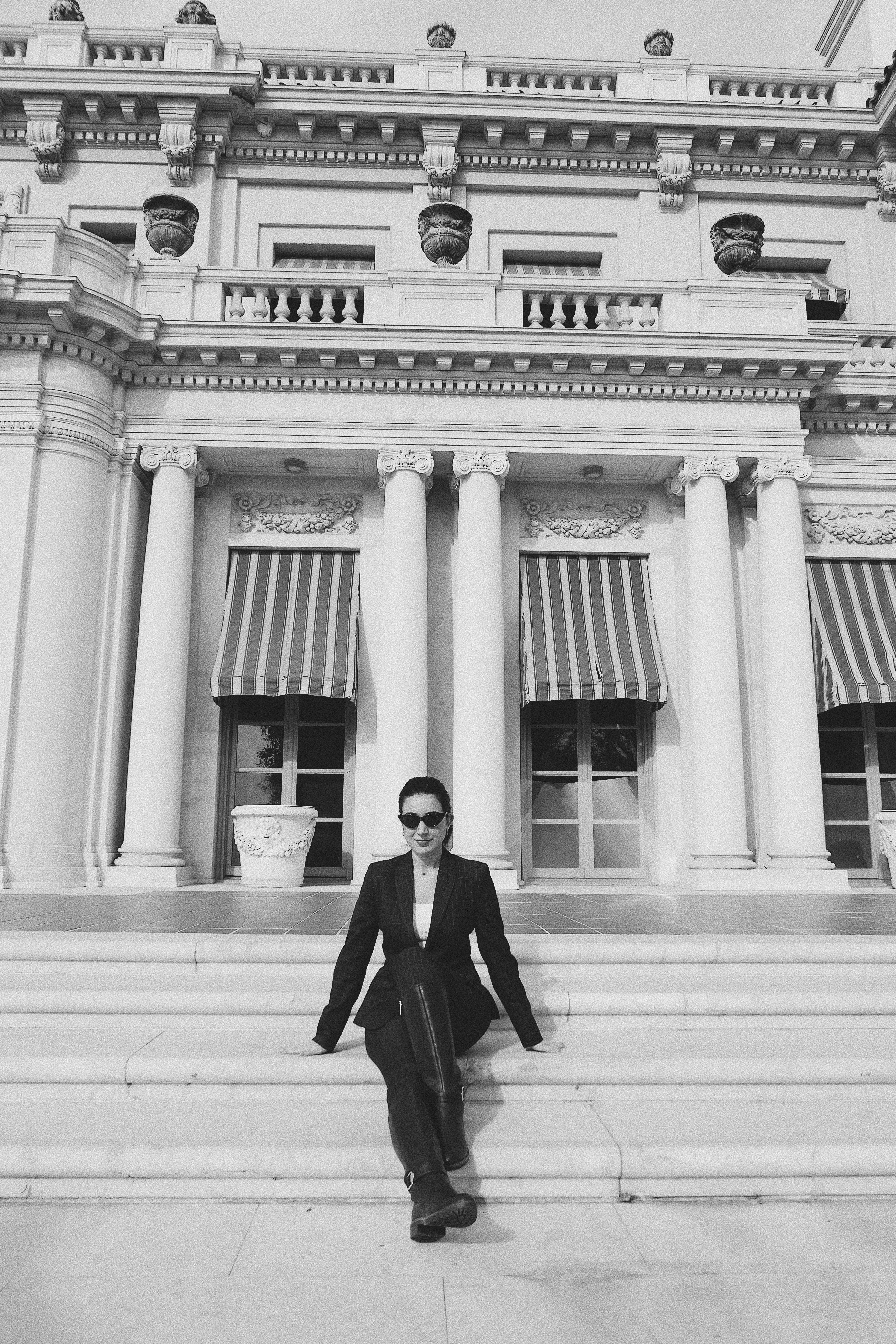 The Huntington Library, San Marino, LA blogger, fashion blogger, lookbook, ootd, outfit of the day, suit, riding boots, Tommy Hilfiger boots, plaid suit, grey suit, vintage sunglasses, H&M suit, H&M, Los Angeles blogger, lifestyle, lifestyle blogger, style diary, fashion editorial
