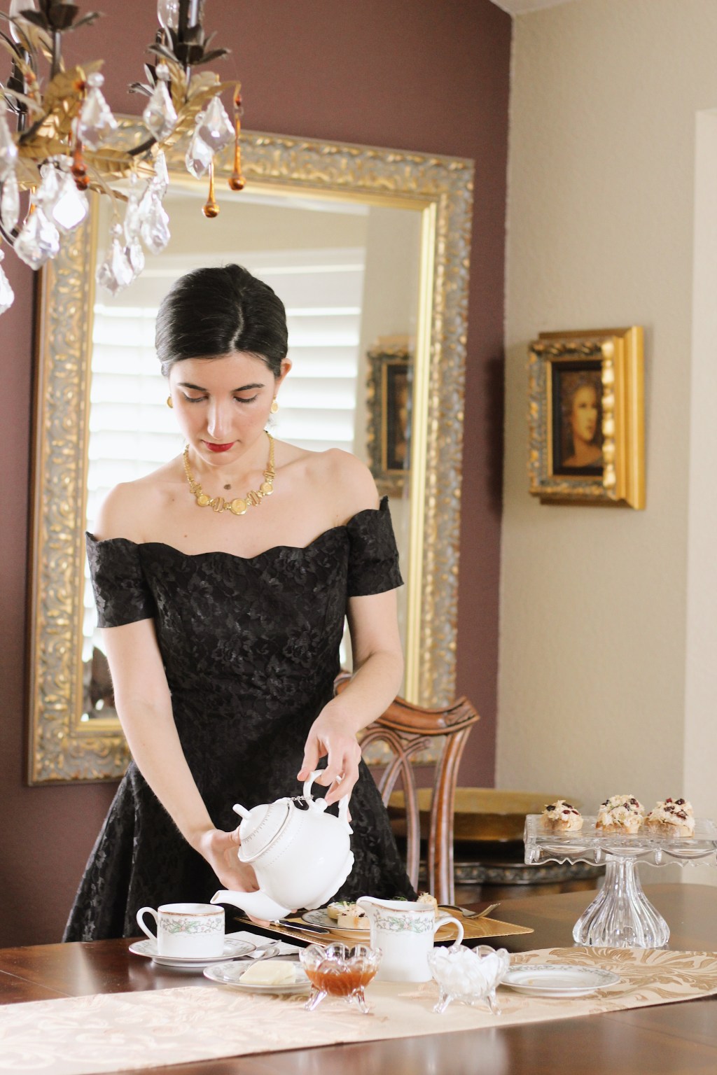 How to Throw An Afternoon Tea Party At&nbsp;Home!