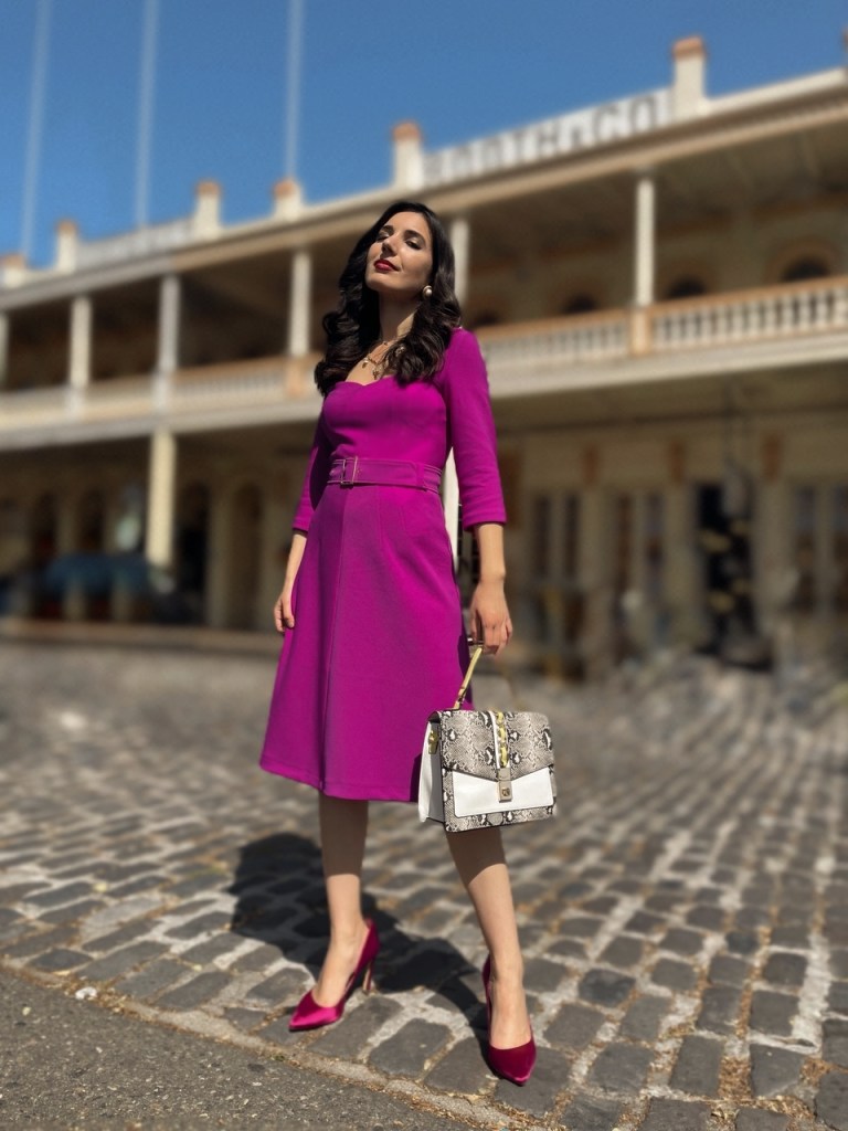 Karen Millen, Barbiecore, pink, pink dress, Workwear, what I wear to work, how to wear, professional style, chic workwear, work outfit, office style, work dress, office fashion, TV news, news anchor, anchor style, reporter, newsgirl, TV host, TV News style