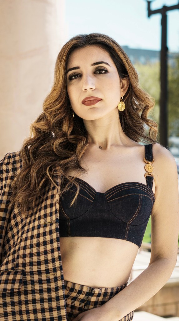 spring style, denim, denim top, Versace, Tommy Hilfiger, suit, plaid suit, plaid, three-piece suit, how to wear, vintage shoes, shop secondhand, sustainable style, Uncommon James, minimalism, quiet luxury, Sacramento, California style